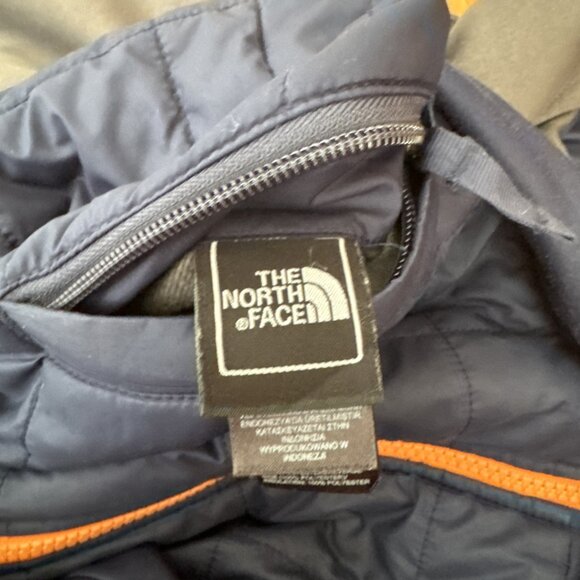 The North Face Youth Boy's Reversible Jacket Hood Size M (10/12) - Picture 6 of 6